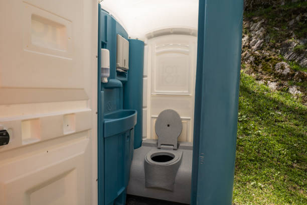 Best Portable toilet rental cost  in Bridgman, MI